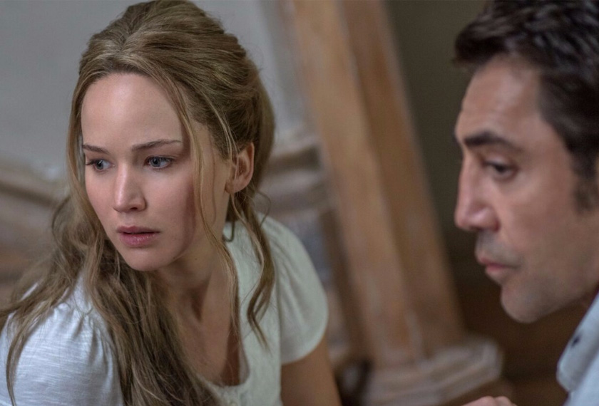 Jennifer Lawrence bawa watak Mother, isteri yang tertekan dengan 'keterujaan' suaminya, Him (Javier Barden), menerima tetamu tidak diundang.FOTO/United International Pictures