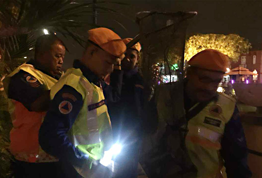 Dron milik Astro AWANI yang berjaya diselamatkan menggunakan galah dan jaring khas. - Foto: Astro AWANI