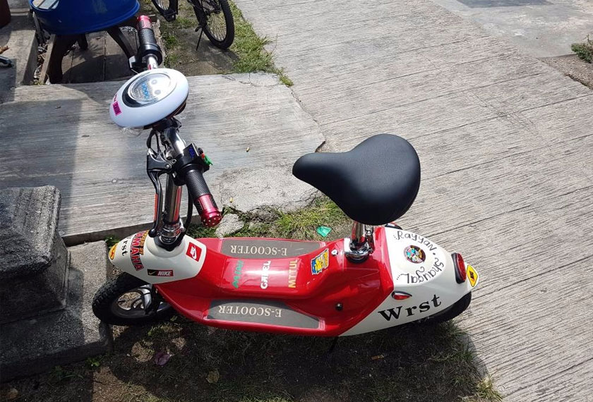 Antara kenderaan yang sering diguna pakai oleh penduduk Pulau Aman, Pulau Pinang.