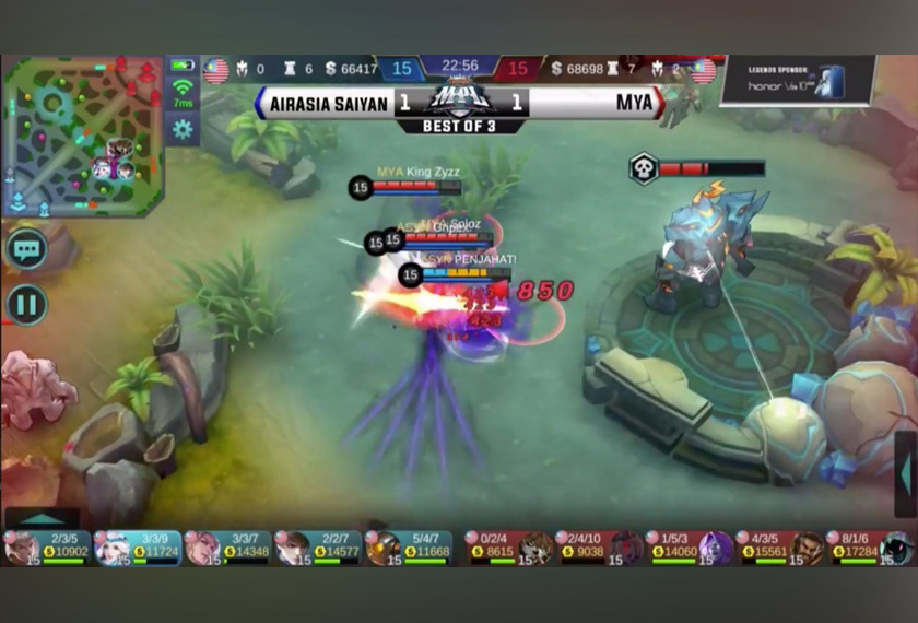 Detik-detik apabila King Zyzz yang menggunakan Roger dan Soloz menggunakan Helcurt ketika membunuh Gripex yang menggunakan Lancelot. - Foto Facebook / Mobile Legends