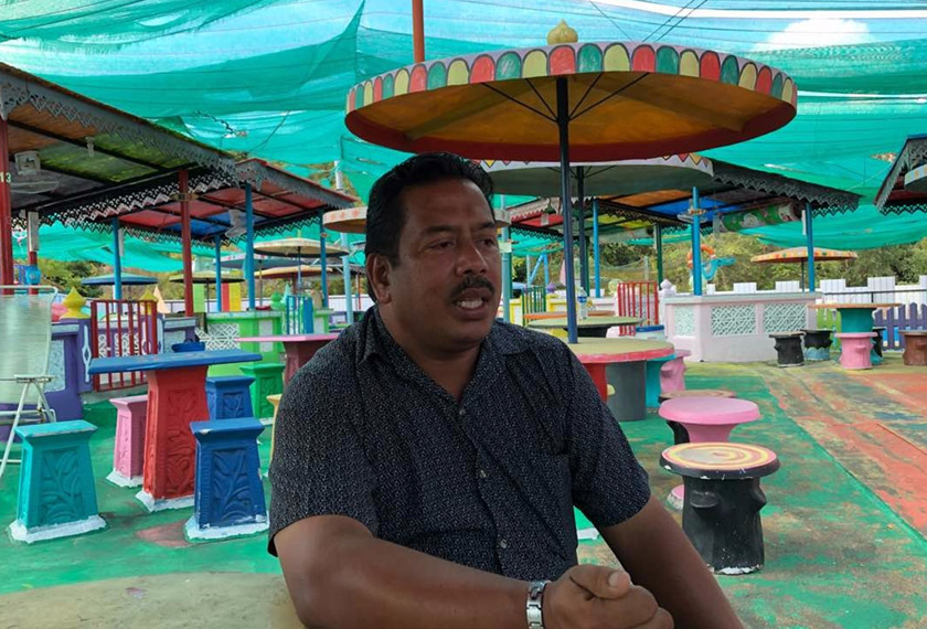 Pemilik Mini Waterpark Kubang Gajah menjadi tarikan kepada keluarga yang mahu meluangkan masa bersama anak-anak untuk berseronok dalam taman tema air pada harga sangat berpatutan. -Astro AWANI/ Siti Nursyazwani