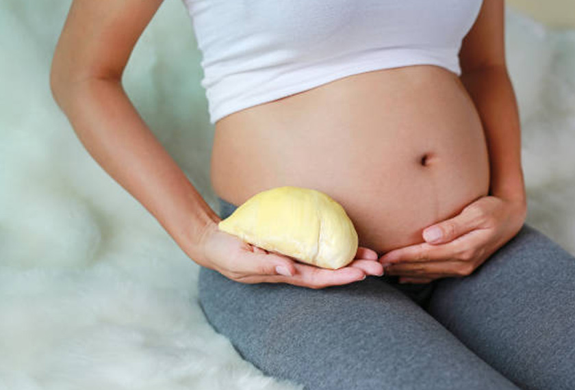 Ibu yang sedang hamil boleh makan durian, namun dalam kuantiti yang sederhana.