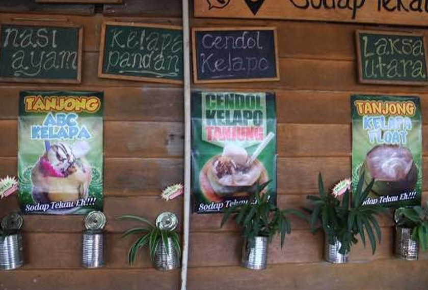 Tiga menu istimewa minuman ABC menjadikan kedai ini lain dari yang lain. Astro AWANI / SHUHADA KADIR