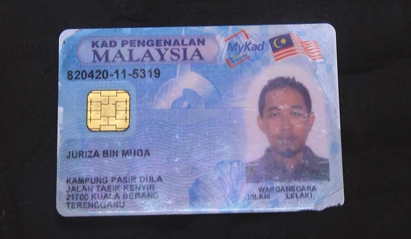 Juriza merupakan seorang jurutera yang bertugas di Kawasan Perindustrian Kerteh.