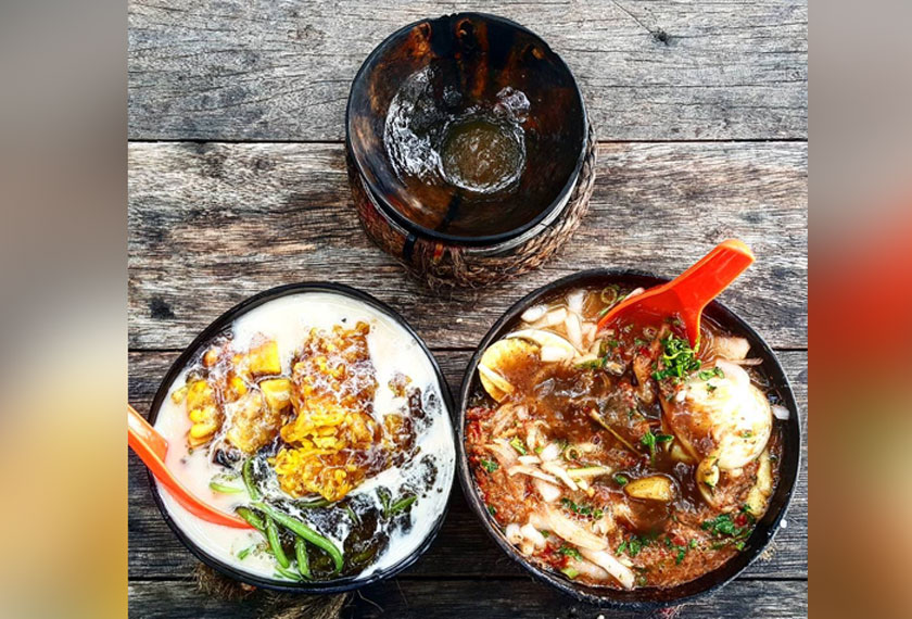 Penggunaan barangan yang sudah diguna untuk dipersembahkan kepada pelanggan seperti daun pisang, tempurung kelapa dan pasu bunga, sepatutnya digunakan sekali sahaja. Foto: Instagram/madsajasaja