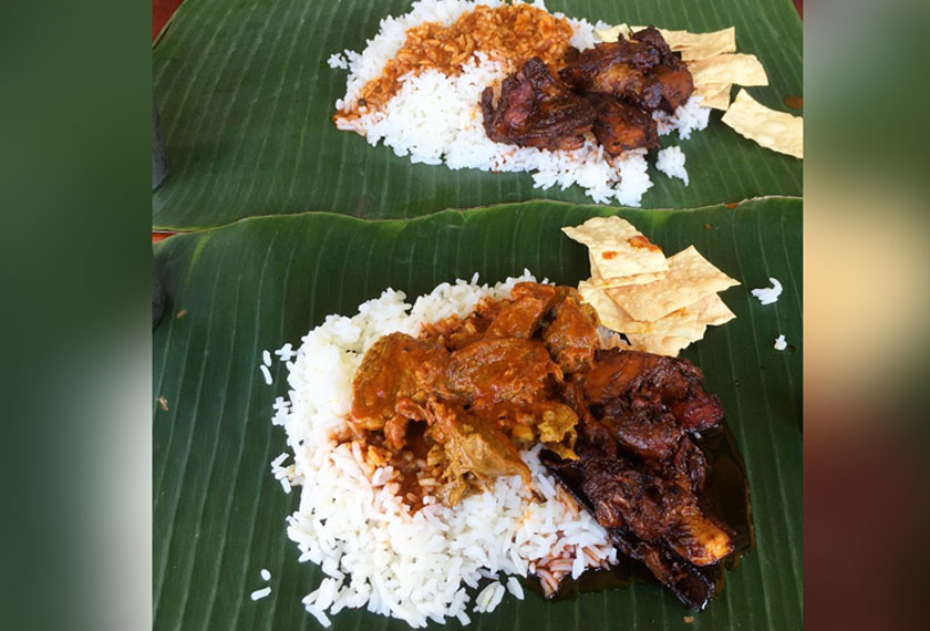 Penggunaan barangan yang sudah diguna untuk dipersembahkan kepada pelanggan seperti daun pisang, tempurung kelapa dan pasu bunga, sepatutnya digunakan sekali sahaja. Foto: Instagram/aamira.rose