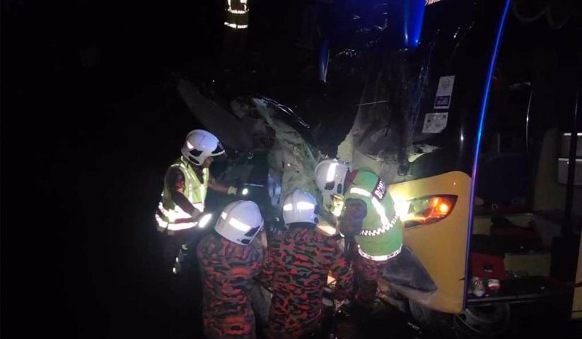 Kemalangan yang meragut nyawa Mohamad Syahmi dan isterinya Nur Diana.