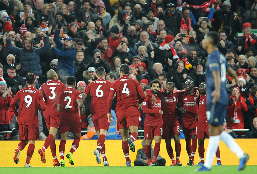 Sadio Mane menjaringkan gol pertama Liverpool menentang Manchester United pada Ahad.