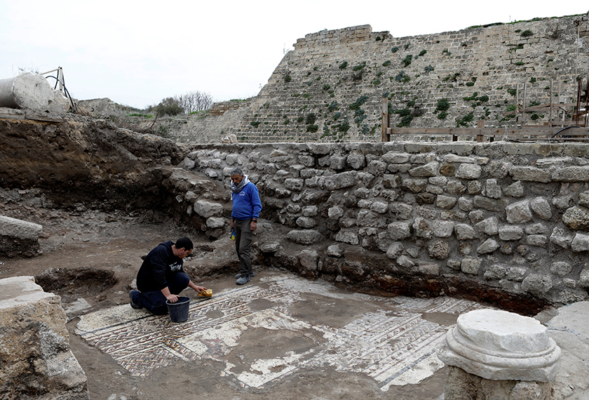 Mozek  berumur 1,800 tahun ditemui ahli arkeologi. - Foto Reuters