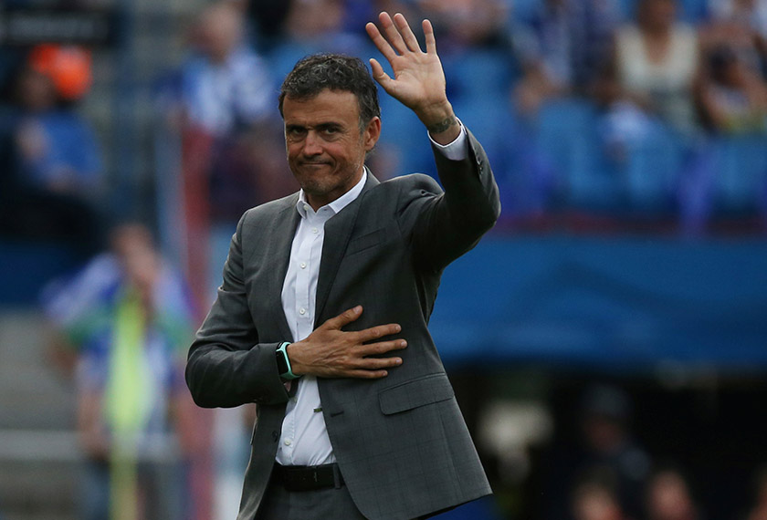 The Blues dilaporkan sedang mempertimbang keputusan untuk memecat pengurus kelahiran Itali itu berikutan prestasi hambar dalam saingan Liga perdana Inggeris EPL musim ini. - Gambar REUTERS