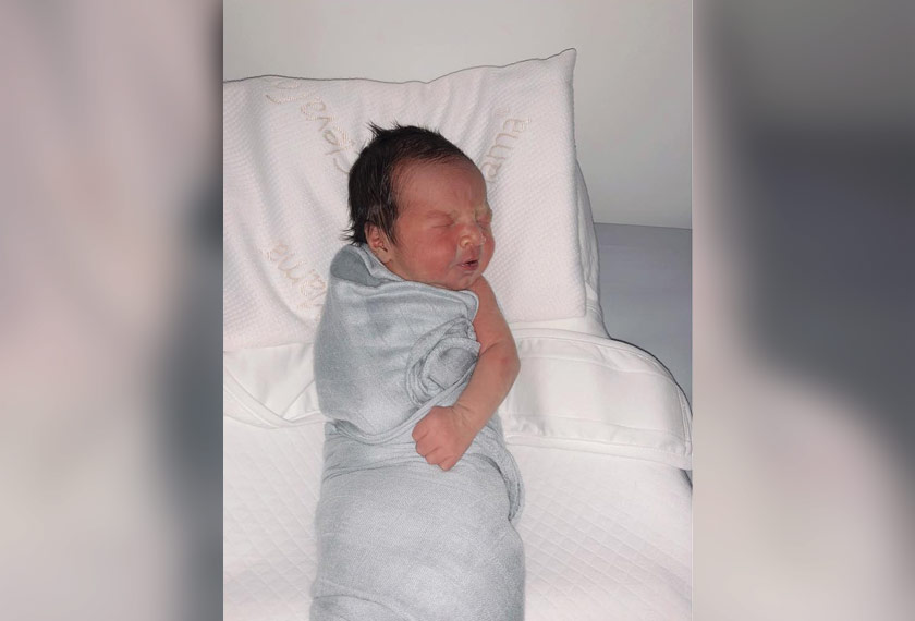 Ney Ney seperti memakai Ihram yang dimuat naik Bossned meraih perhatian netizen apabila mengutip 46 ribu likes di instagram