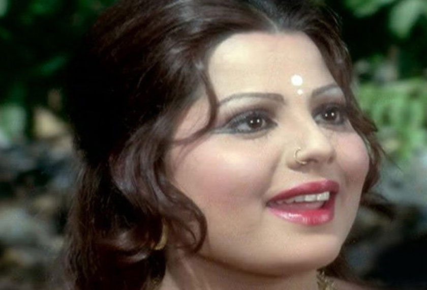 Perasaan cinta Sulaksha dengan pelakon Sanjeev Kumar bukan rahsia. - Foto: criticsunion.com