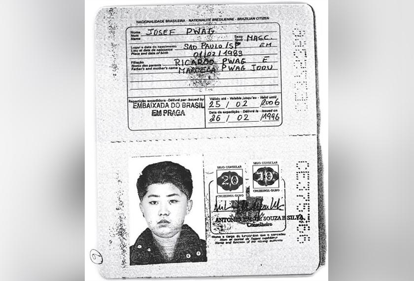 Pasport yang di ambil menggunakan mesin imbas menjadi bukti dakwaan pemalsuan pasport terhadap Kim Jong-un. -Foto Reuters