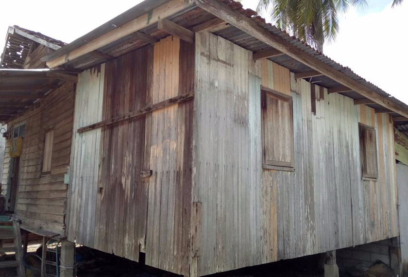 suami yang bekerja tetapi masih tidak mampu untuk membayar sewa rumahnya yang sekadar RM150 sebulan.