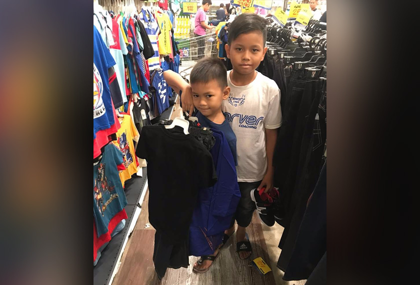 Antara kanak-kanak yang menikmati keceriaan Aidilfitri tahun ini yang dibawakan khusus untuk mereka menerusi The Ramadan Prroject.