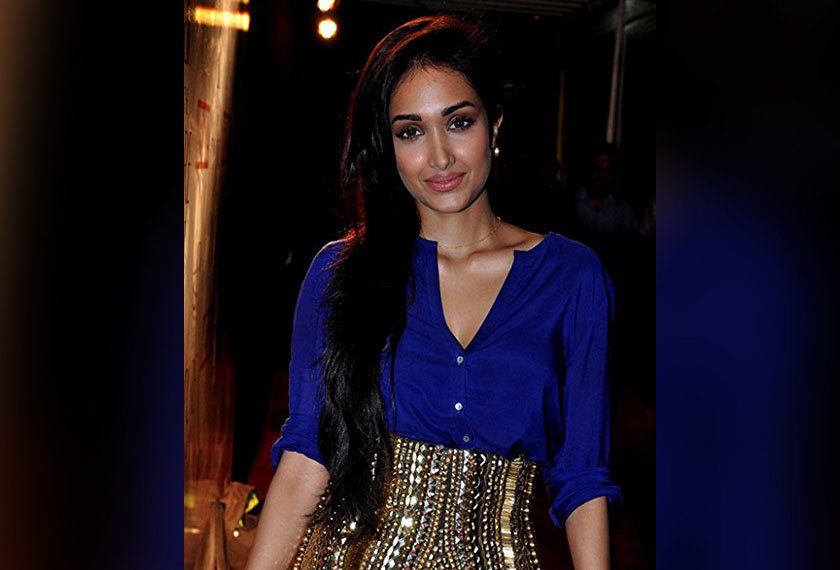 Jiah membunuh diri pada usia 25 tahun.