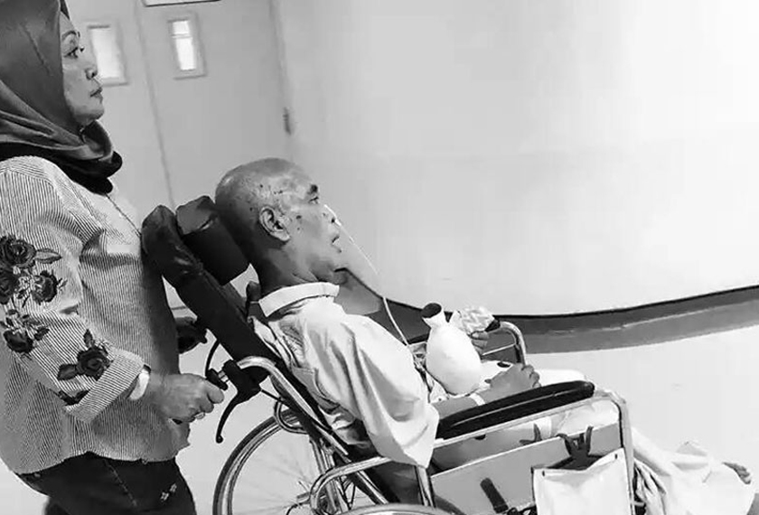 Tomok meluahkan rasa rindu kepada bapanya yang terlantar sakit akibat diserang strok, sejak Disember lalu. - Foto Instagram Tomok