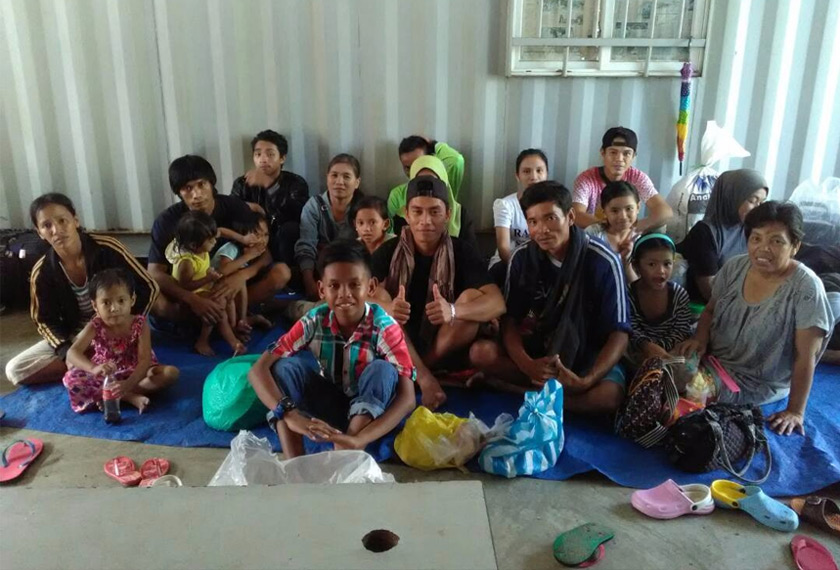 Kesemua yang diperiksa gagal mengemukakan sebarang dokumen pengenalan diri yang sah, kata Pengarah Maritim Pangkalan Lahad Datu, Leftenan Komander Maritim Radzil Allexender Raphael. Foto ihsan APM Lahad Datu