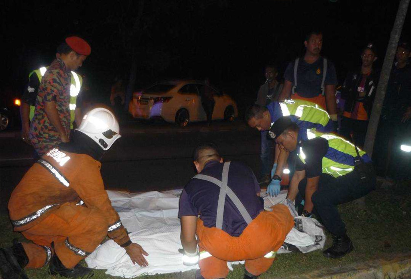 Mangsa Yong Yuk Khen, 34 tahun, meninggal dunia di lokasi kemalangan selepas mengalami kecederaan parah di bahagian kepala dan badan akibat tersepit di dalam kenderaannya.