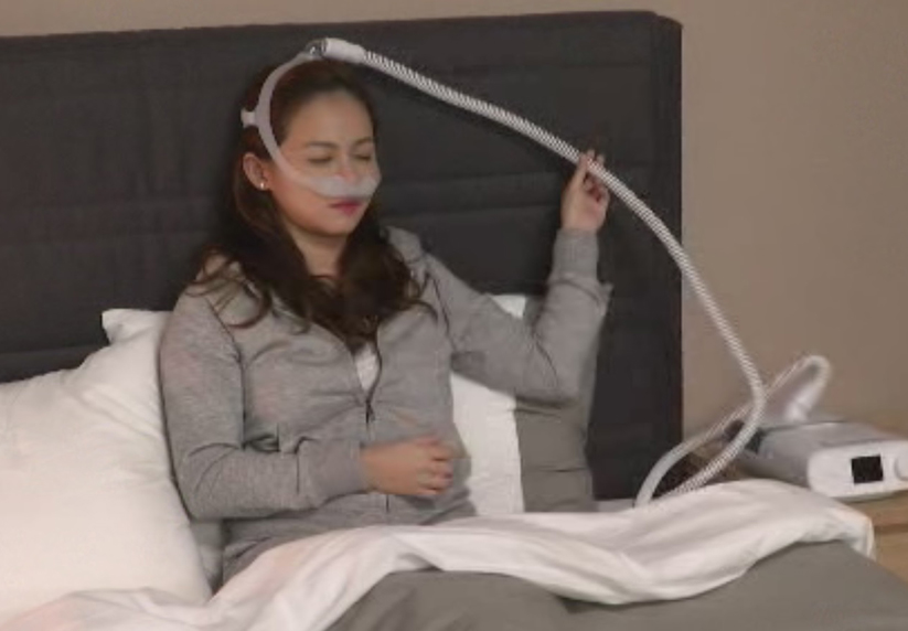 Continuous Positive Airway Pressure (CPAP) yang berperanan memberi tekanan tinggi yang konsisten dan membuka saluran pernafasan.