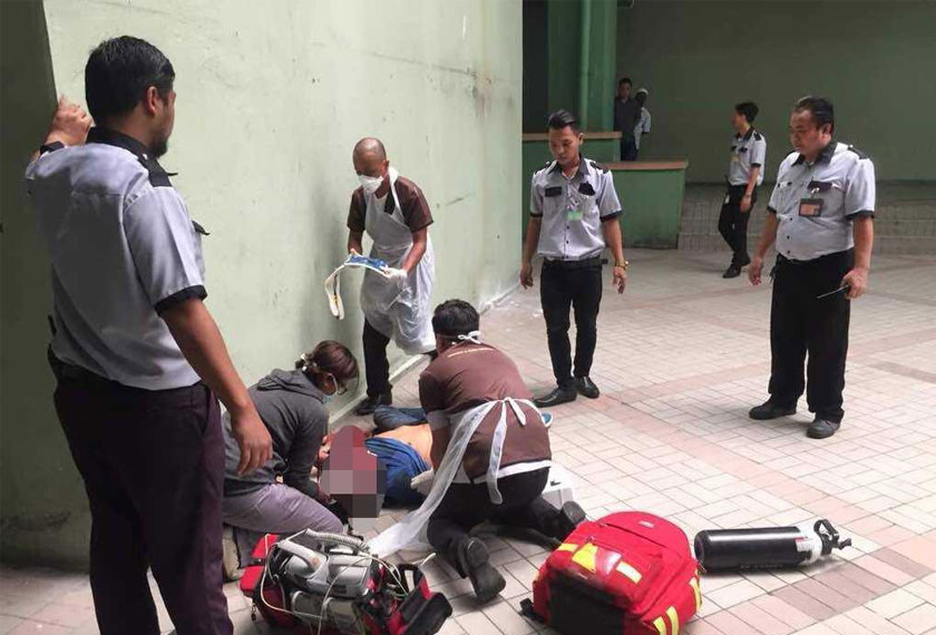 Suspek dikatakan terjun dari tingkat tiga bangunan itu untuk menyelamatkan diri.