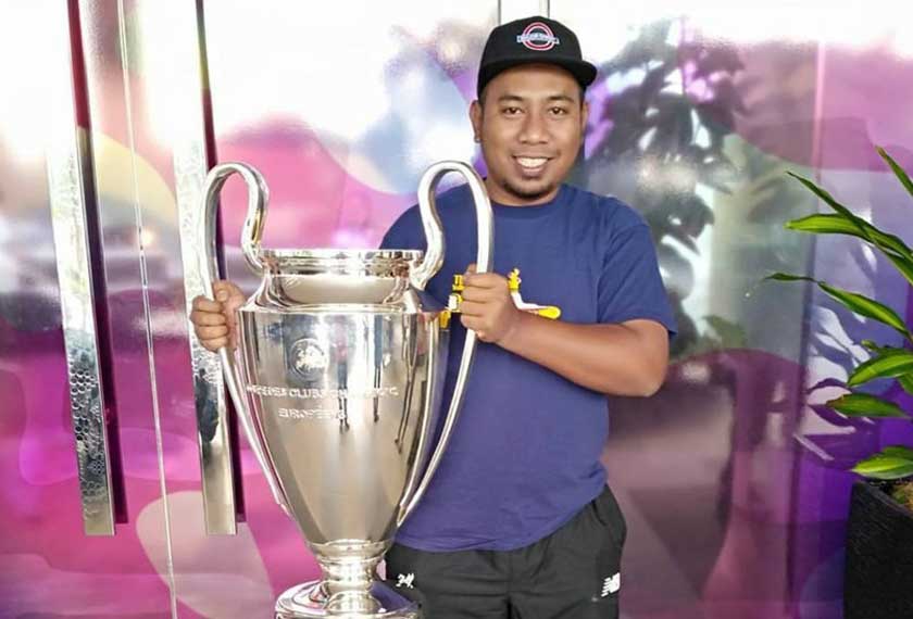 Muzili Aznor Musa bersama Faizal akan mengadakan acara menonton final UCL di Bangi. - Gambar Facebook/muziliaznor.musa