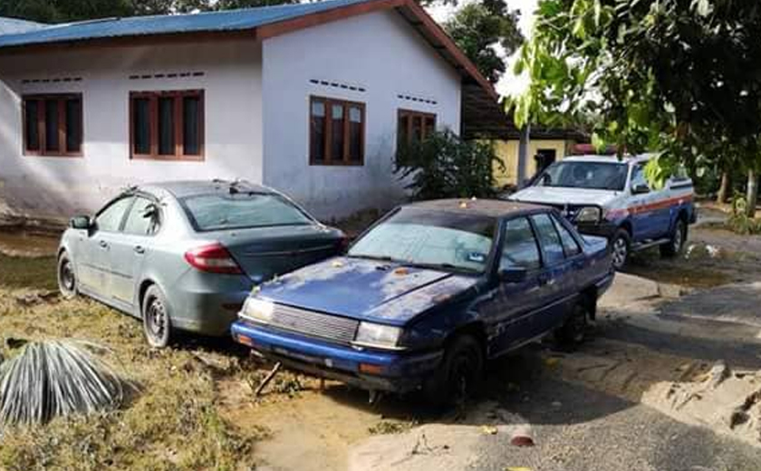Keadaan di sebuah kampung susulan keadaan banjir yang semakin pulih. Foto APM Perak. 