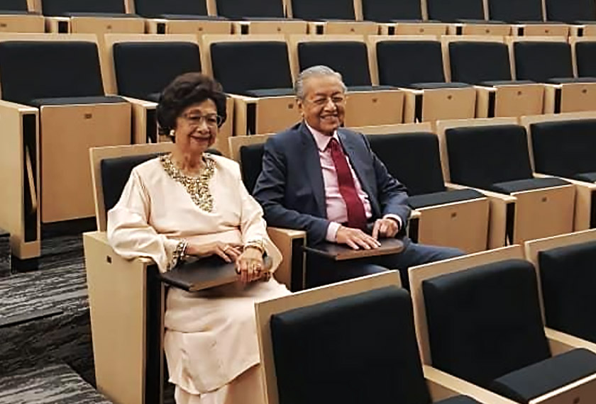 Kolej PErubatan King Edward VII menjadi latar lokasi pertemuan pertama antara pasangan ini. - PMO