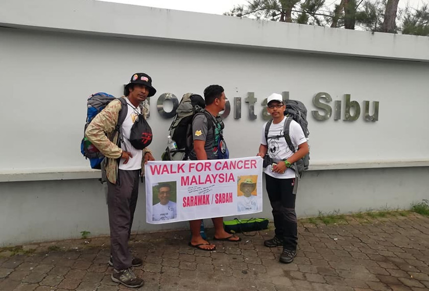 Banyak pengalaman yang ditempuhi sepanjang tiga sahabat ini melaksanakan misi mereka. - Facebook: Walk For Cancer Malaysia