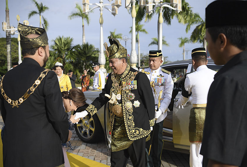 Ketibaan Sultan Kedah ke-29 - - Foto BERNAMA