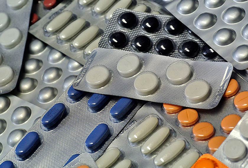 Bantuan kemudahan ubat-ubatan dan fasiliti perubatan.