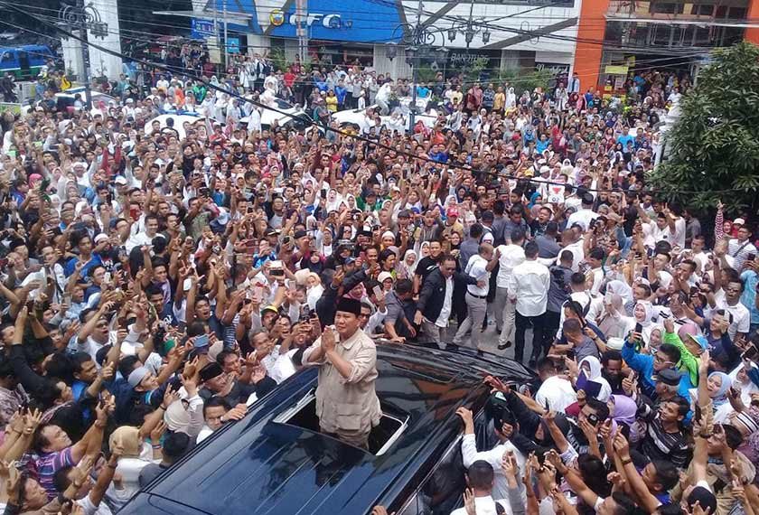 Ketika pilihan raya presiden 2014, Prabowo memenangi kedua-dua Bekasi dan Jawa Barat. Presiden Jokowi banyak meluangkan masa dan tenaga beliau untuk memenangi daerah itu pada 2019. Wartakini.co