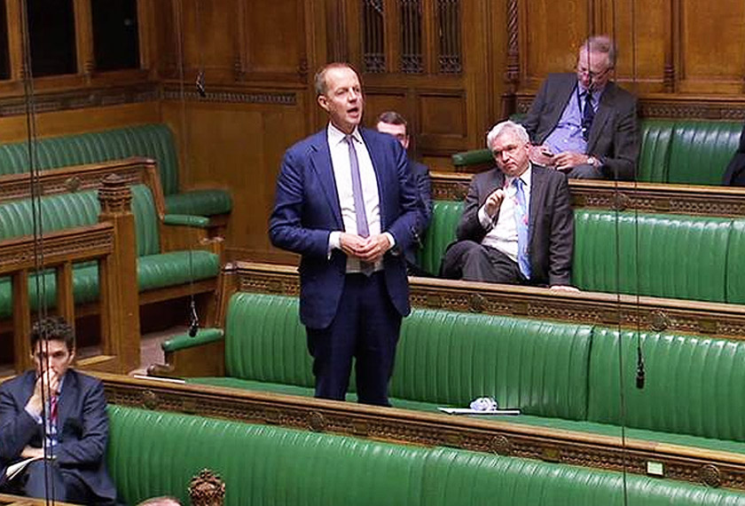 Nick Boles mengumumkan peletakan jawatan di House of Commons, London, Britain, 1 April, 2019. REUTERS