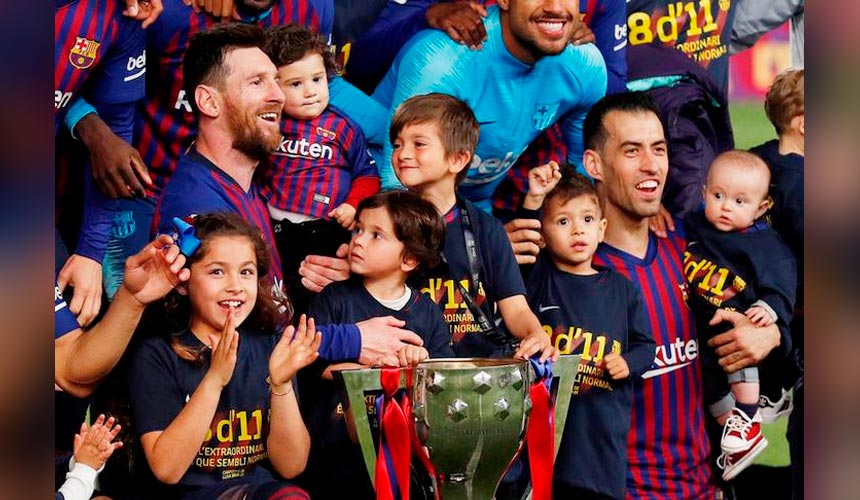 Barcelona rai gelaran La Liga ke-26 di Nou Camp pada Sabtu. - REUTERS