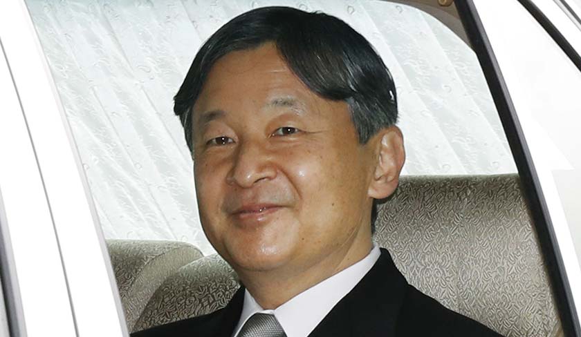 Permata kuno, pedang warisan simbolik upacara turun takhta maharaja Jepun