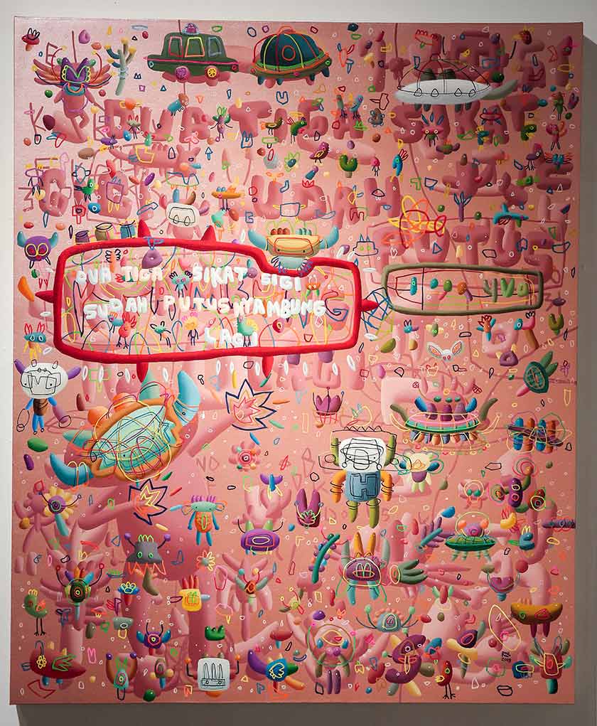 Ronald yakin lebih banyak jenama-jenama besar akan bekerjasama dengan seniman muda dari Malaysia dan Indonesia. - Gambar Astro AWANI/Shahir Omar