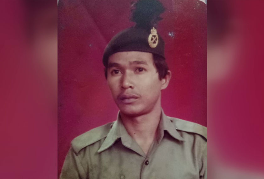 Mohd Junoh berkata biarpun nyawa menjadi taruhan, namun anak kelahiran Hulu Terengganu itu bangga dapat berbakti mempertahankan negara. - Foto Astro AWANI