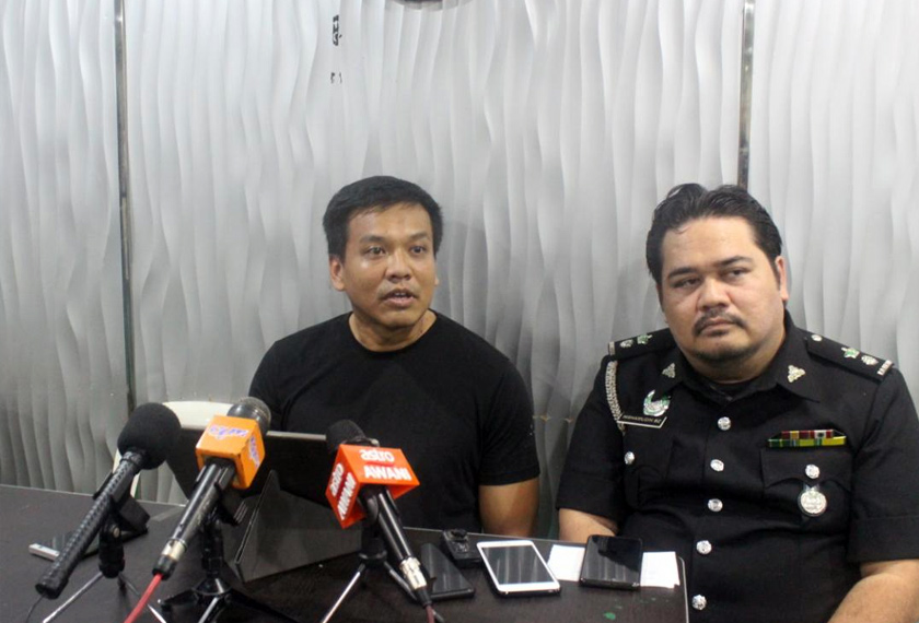 Muhammad Hafiz (kiri) bercakap pada sidang media di Sandakan, 3 Dis, 2019. Astro AWANI