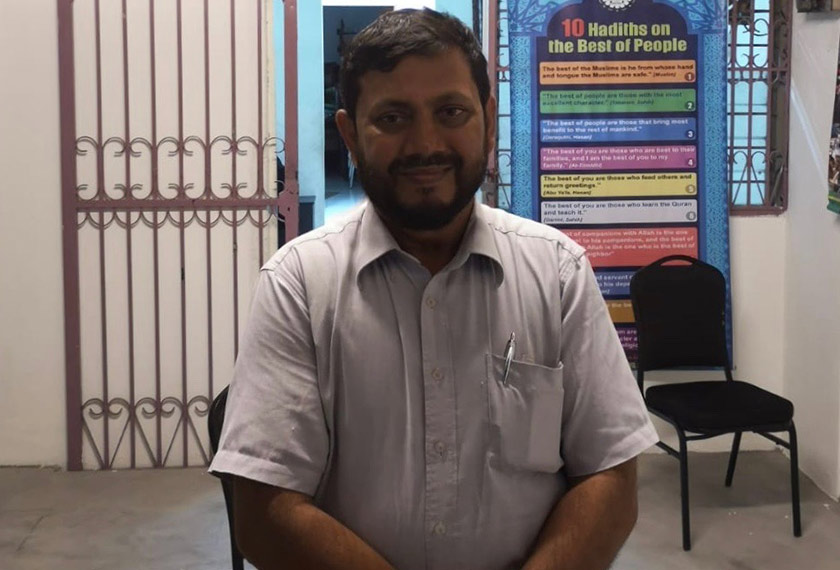 Sadek Ali Hasan, pelarian Rohingya dan guru sekolah yang telah tinggal di Malaysia sejak 14 tahun lepas. Foto Ceritalah