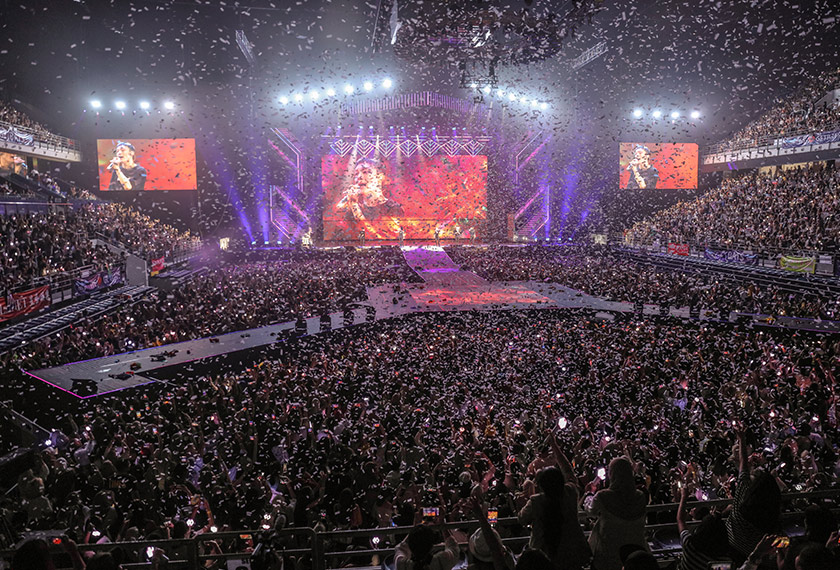 Konsert yang cukup menghiburkan EXO-L dengan persembahan 25 lagu itu merupakan konsert yang paling dinanti-nantikan peminat K-Pop Malaysia.