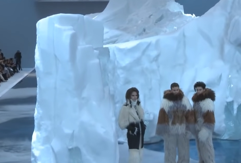 Bongkah seberat 265 tan itu diimport secara terus dari Sweden.