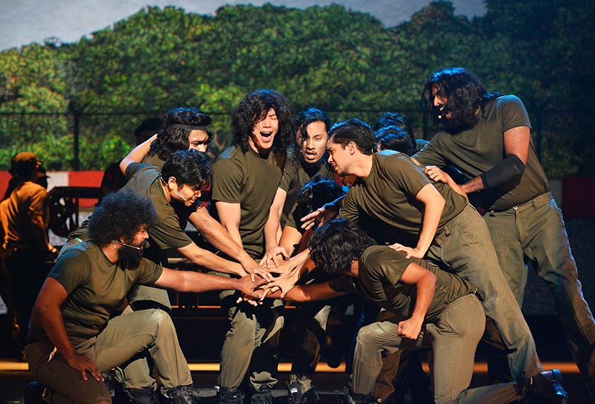 Babak di kem tentera menuntut stamina tinggi, dijayakan dengan baik oleh para pelakon. - Enfiniti