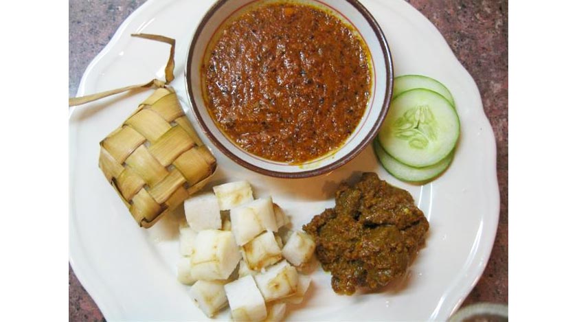 Hadkan kepada satu pinggan sahaja supaya tidak terlebih makan.