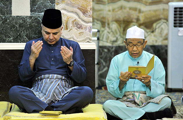 Baginda memulakan alam persekolahan di Sekolah Jalan Kuantan, Kuala Lumpur sehingga darjah 5, dan menyambung pendidikan rendah dan menengah rendah daripada darjah 6 hingga tingkatan 2 di Sekolah St. John, Kuala Lumpur. - Foto BERNAMA