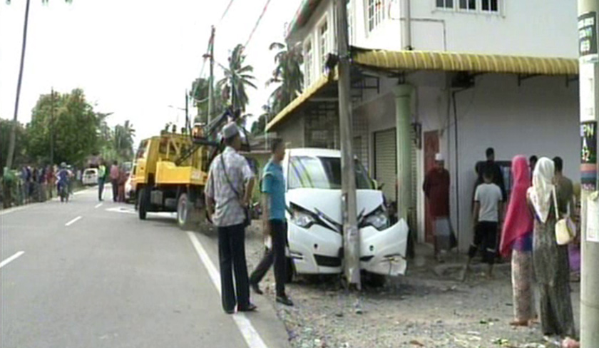 Kemalangan yang berlaku di Bachok, Kelantan pagi tadi. - Astro AWANI