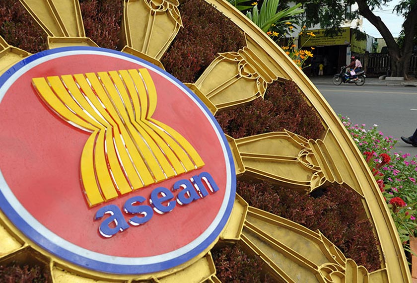 DI manakah Malaysia berada sekarang di kalangan ekonomi benua ASEAN yang dianggotai 10 negara iaitu Brunei, Kemboja, Indonesia, Laos, Myanmar, Malaysia, Filipina, Singapura, Thailand dan Vietnam? 