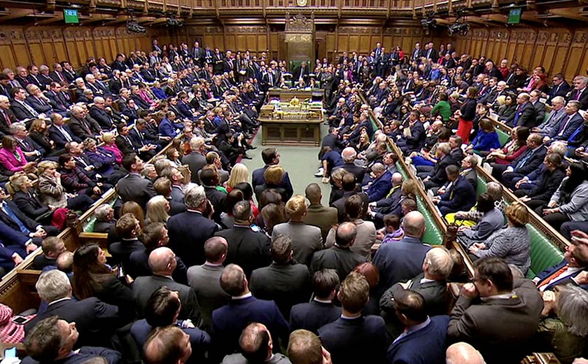 Suasana di dalam Dewan selepas usul May ditolak Parlimen Britain, House of Commons, London, 15 Jan, 2019. REUTERS