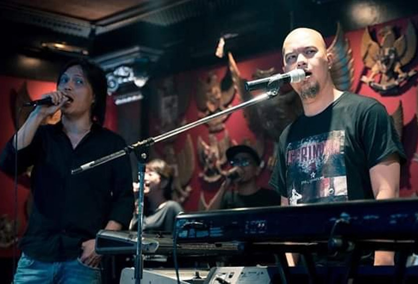 Sesi latihan sebelum konsert Dewa 19 - Foto Cak Frod dan Fraudy Yunanto