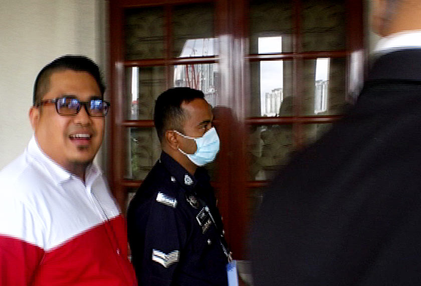 Ahmad Saiful Islam Mohamad di Mahkamah Majistret Kuala Lumpur hari ini. - Astro AWANI