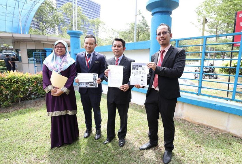 JPN membuat laporan polis berhubung penularan gambar di media sosial yang mendakwa pejabatnya di Putrajaya diserbu pendatang asing untuk mendapatkan status kewarganegaraan.